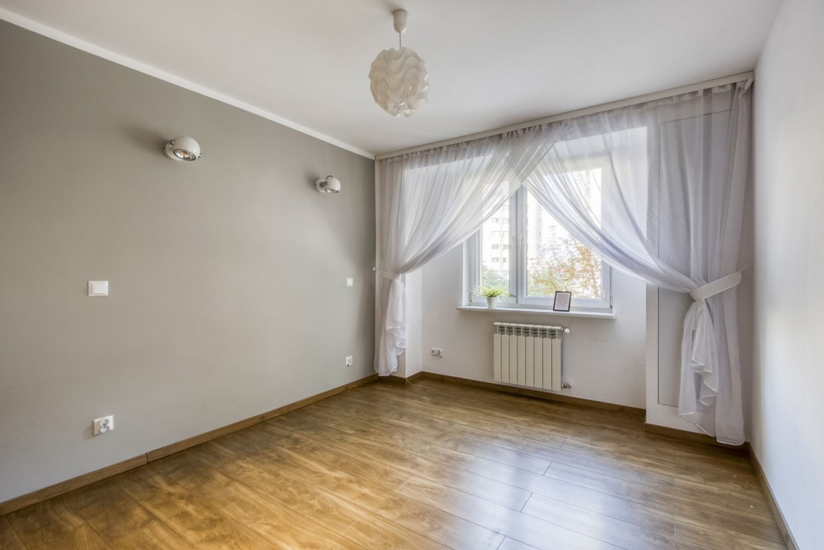Warszawa · ul. Inflancka — 10