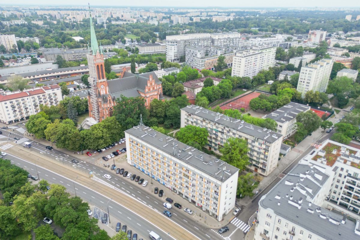 Warszawa · ul. Wolska — 16