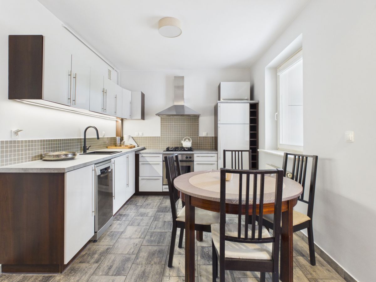 Warszawa · ul. Zygmunta Modzelewskiego — 8