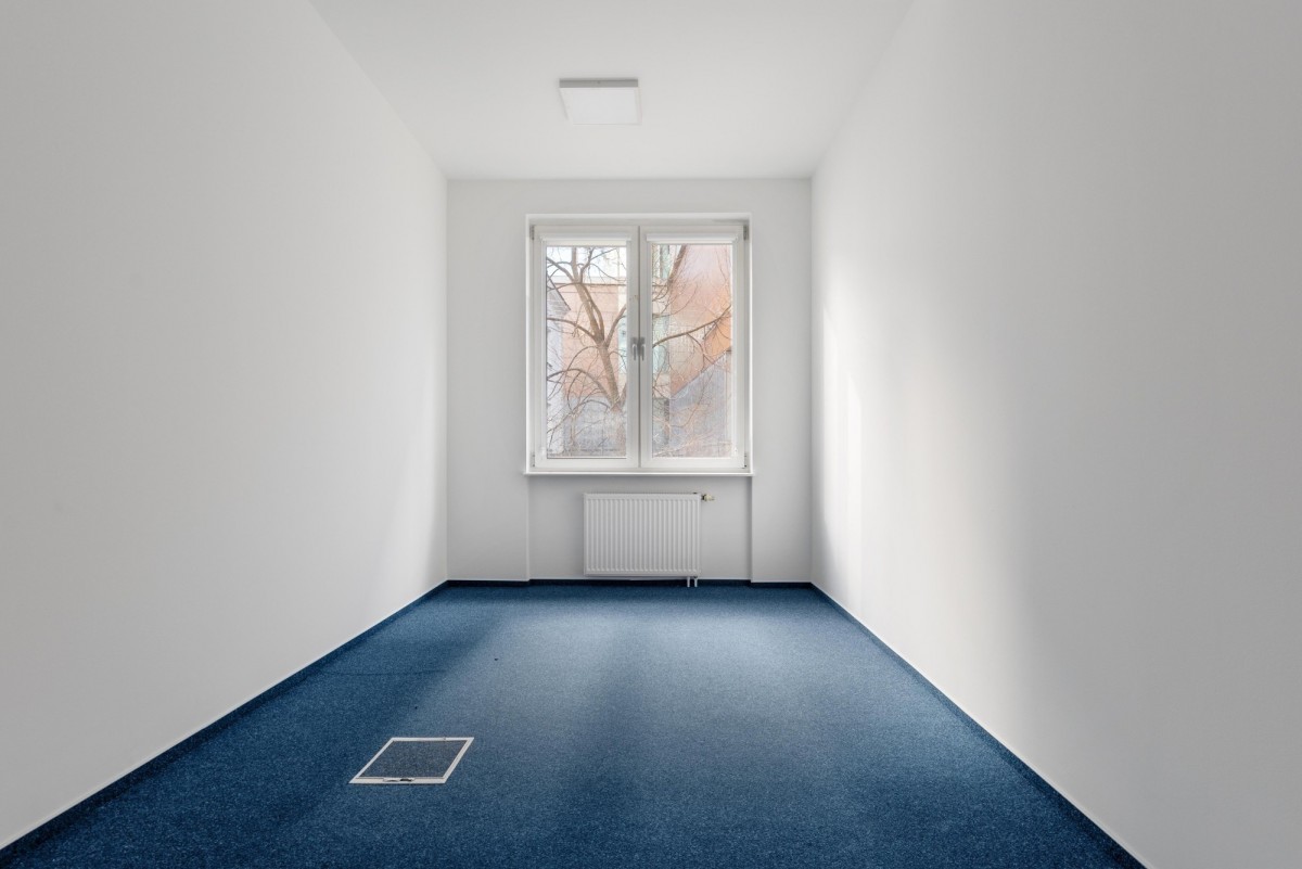 Warszawa · ul. Łucka — 9