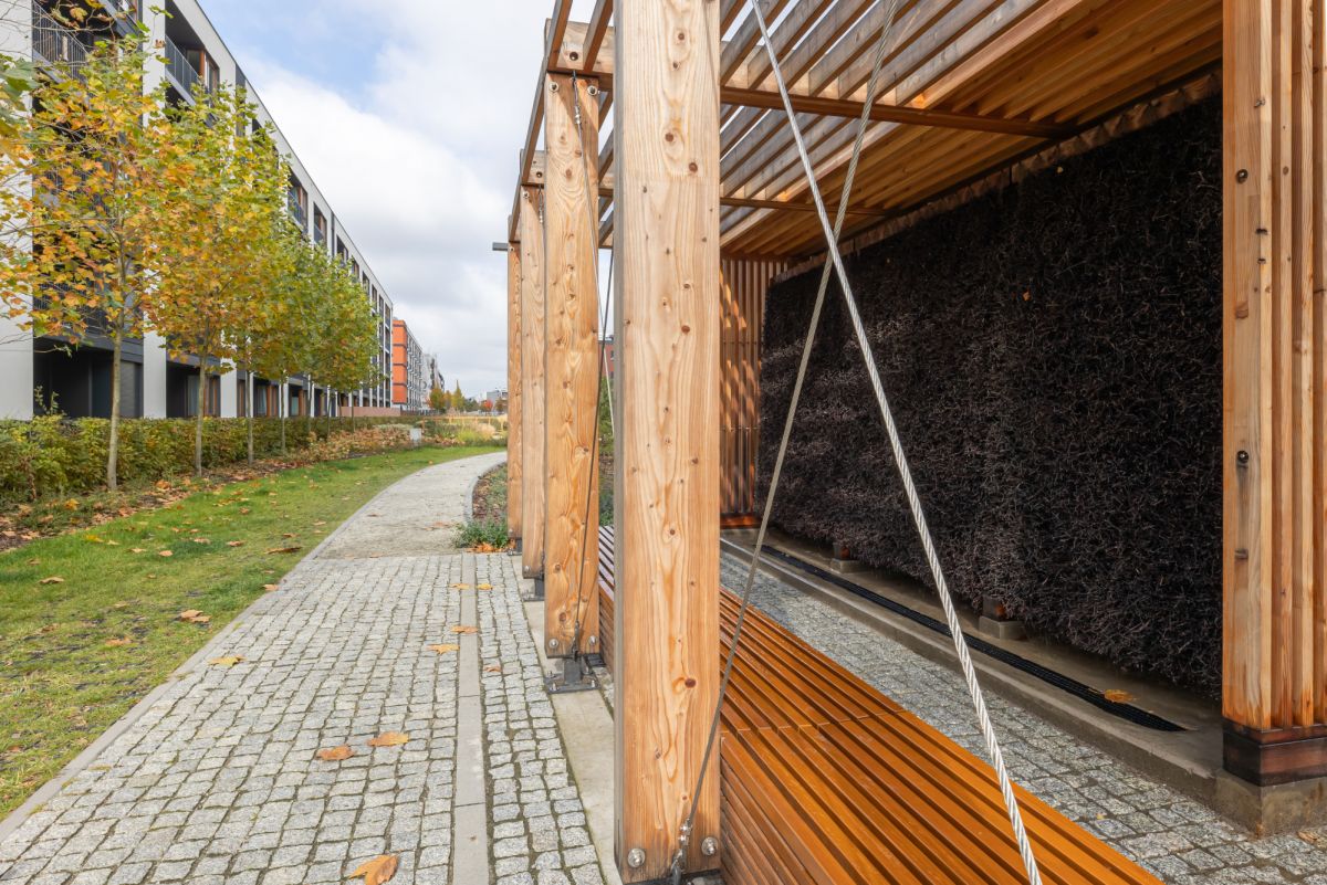 Warszawa · ul. Jerzego Holzera — 16