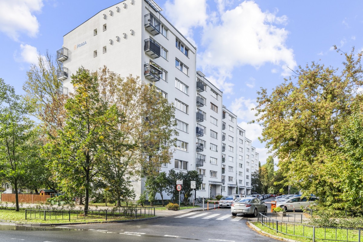 Warszawa · ul. Jagiellońska — 15
