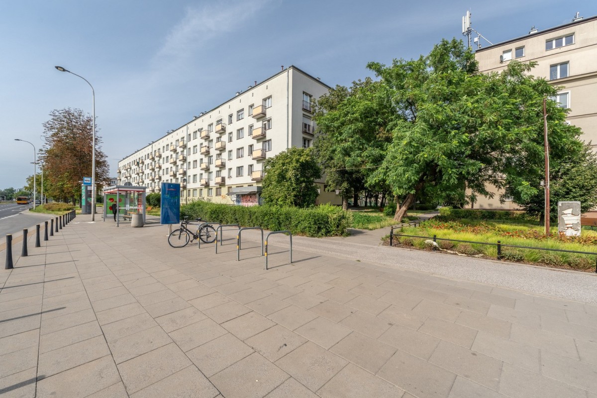 Warszawa · ul. Wołoska — 13