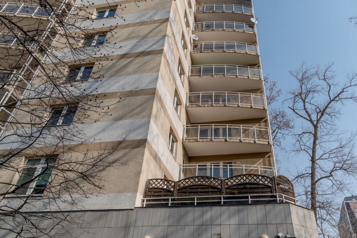 Warszawa · ul. Jana III Sobieskiego — 18