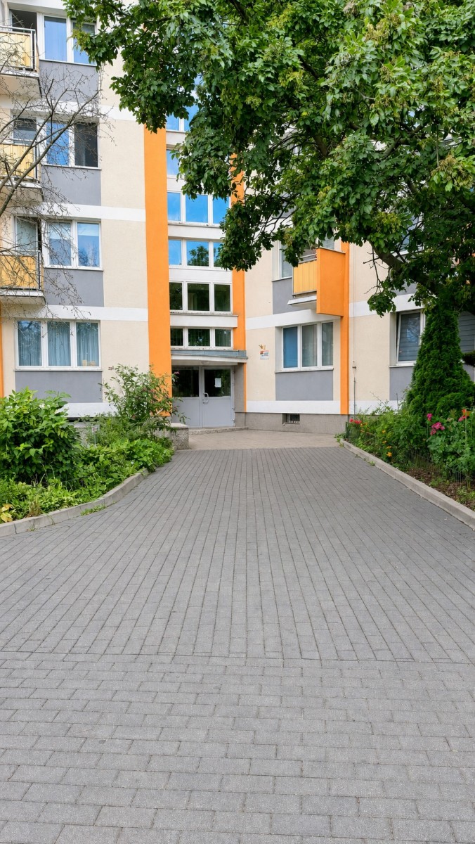 Warszawa · ul. Marymoncka — 35