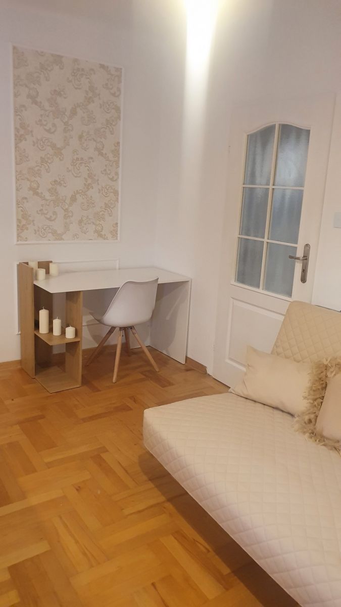 Warszawa · ul. Jarosława Dąbrowskiego — 8