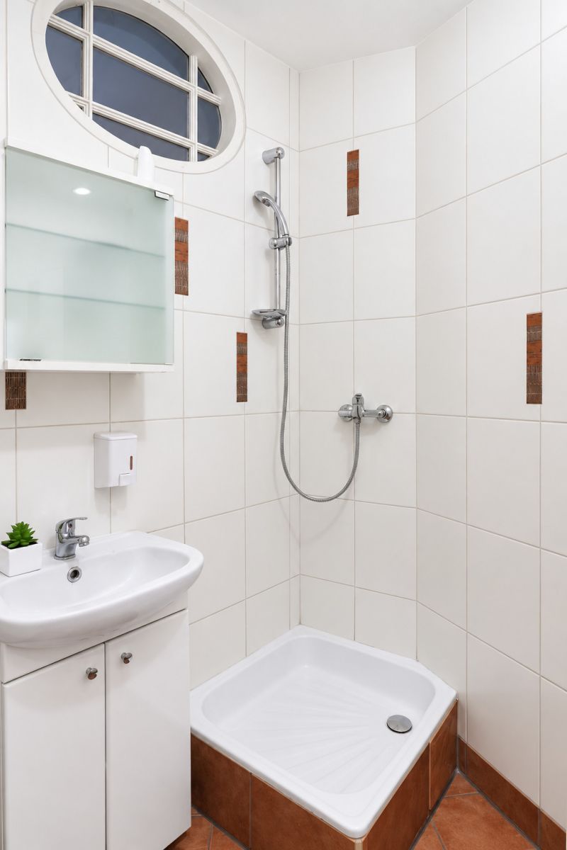 Warszawa · ul. Targowa — 6