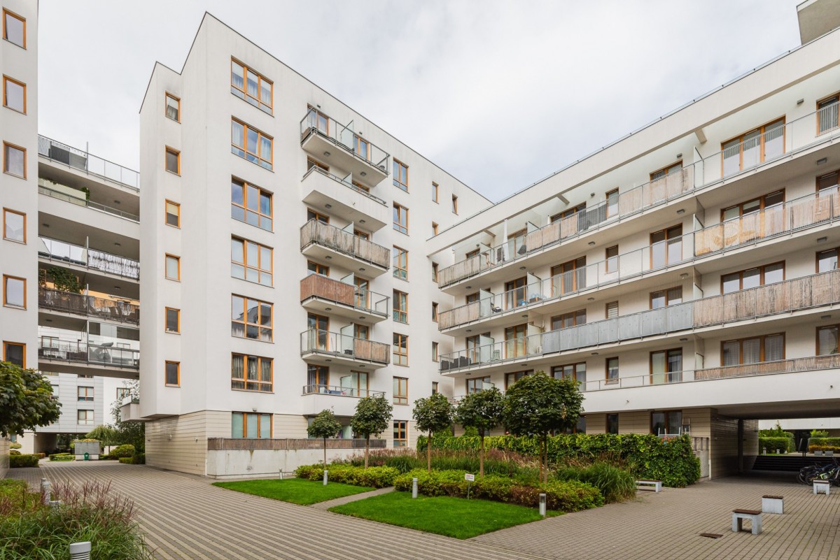 Warszawa · ul. Obrzeżna — 14