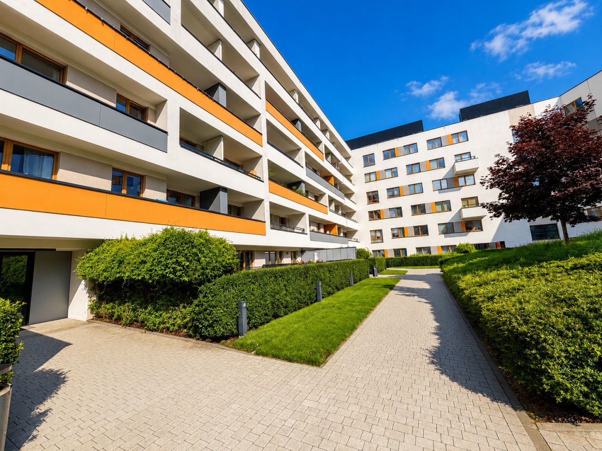 Warszawa · ul. Kaliny Jędrusik — 20