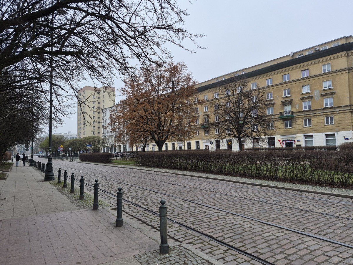 Warszawa · ul. Chłodna — 16