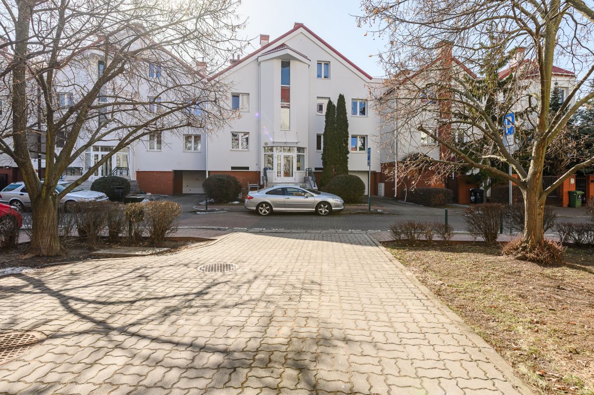 Warszawa · ul. Władysława Witwickiego — 24