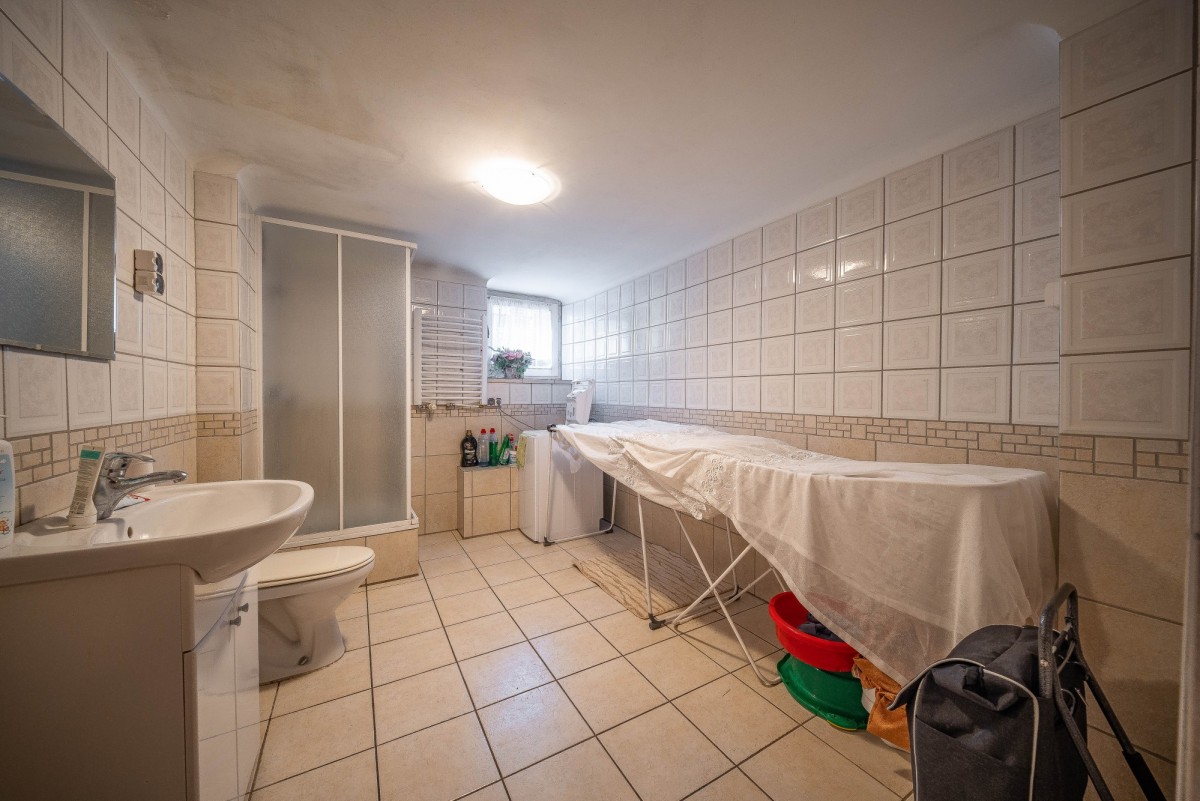 Warszawa · ul. ks. Juliana Chrościckiego — 16