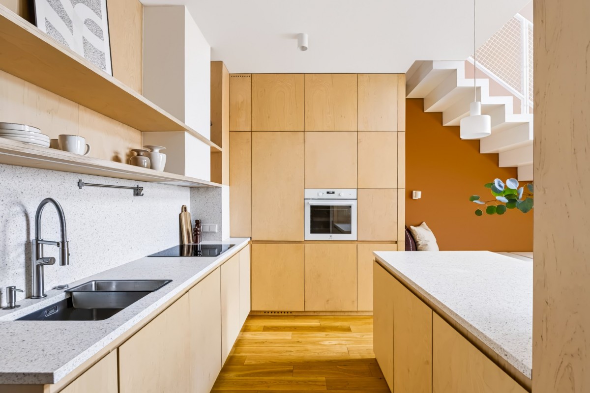 Warszawa · ul. Krochmalna — 8