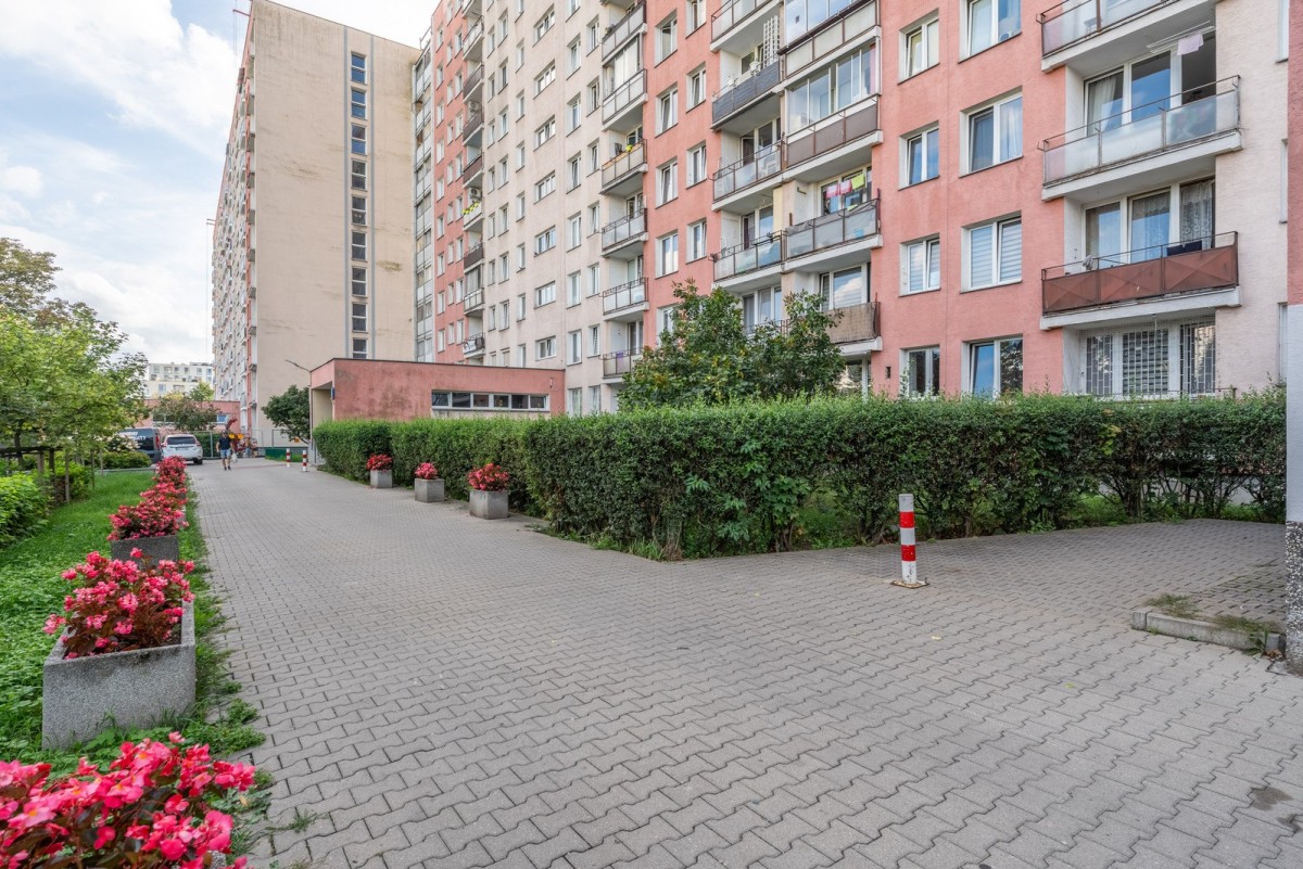 Warszawa · ul. Krasiczyńska — 14