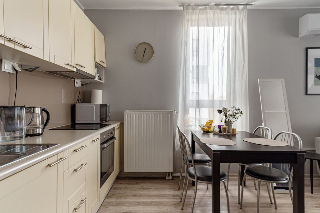 Warszawa · al. Aleja Bohaterów Września — 5