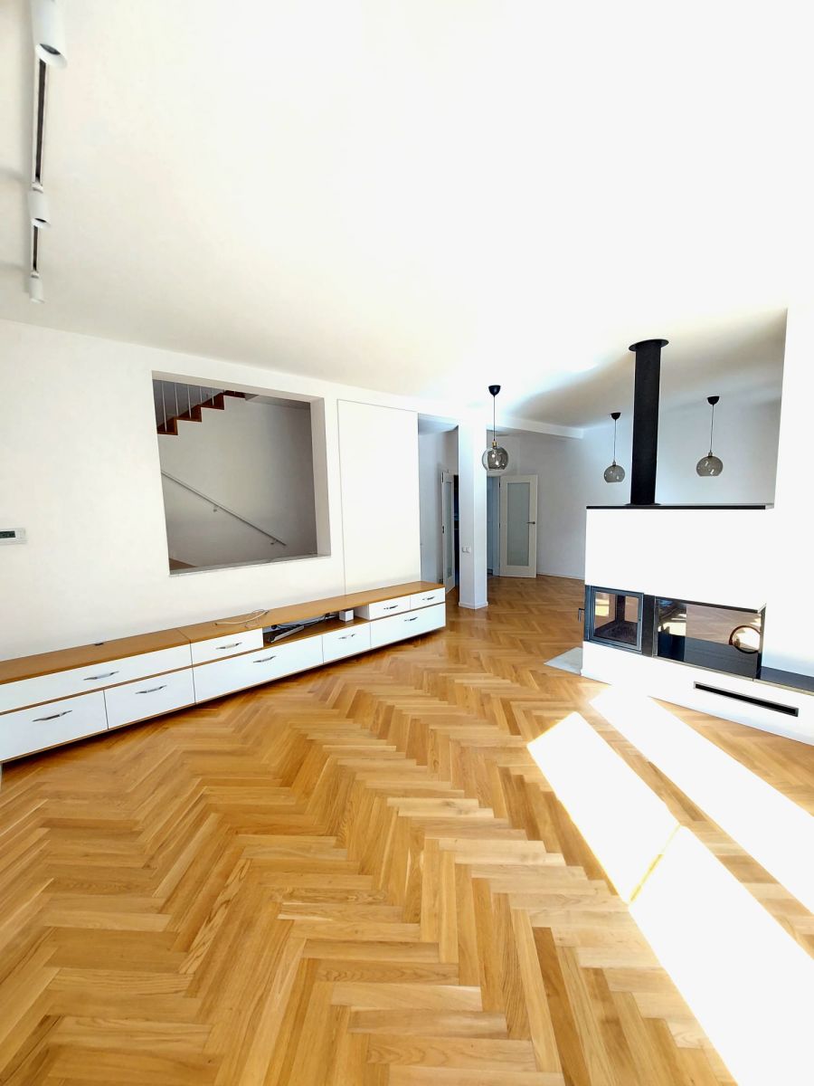 Warszawa — 5