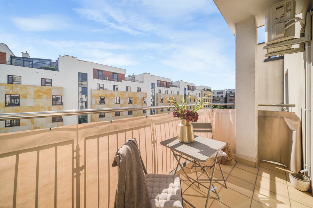 Warszawa · ul. Prymasa Augusta Hlonda — 21
