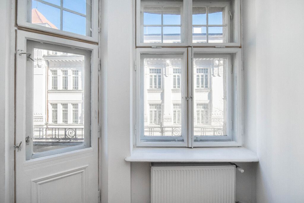 Warszawa · ul. Lwowska — 3