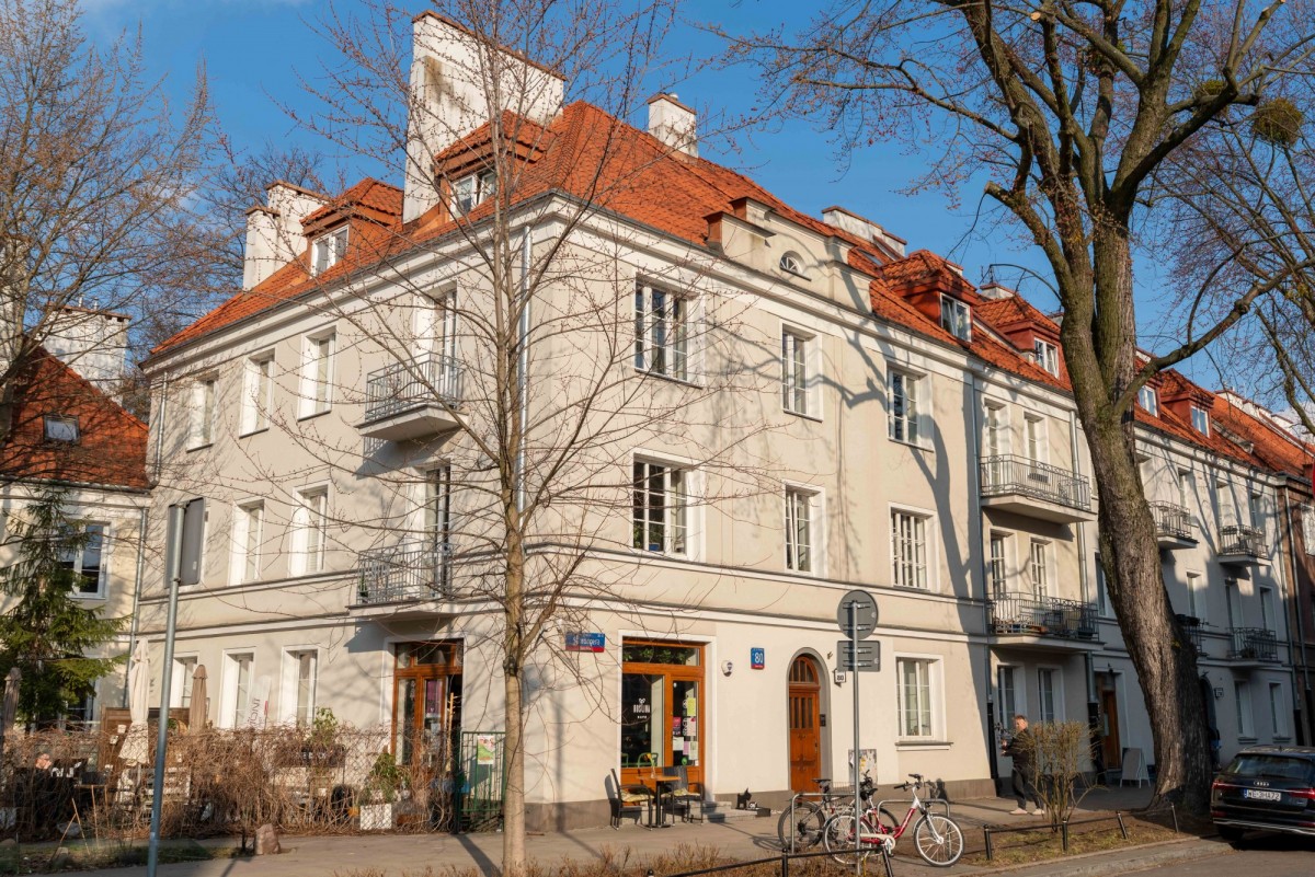 Warszawa · ul. Efraima Schroegera — 22