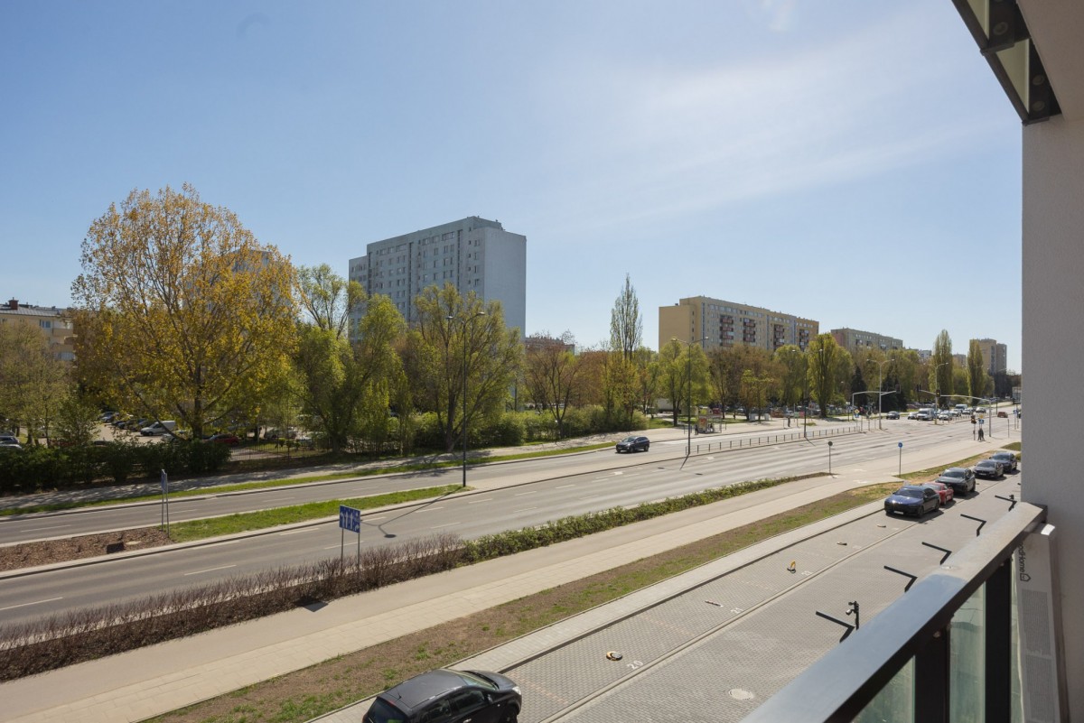 Warszawa · ul. Lazurowa — 19