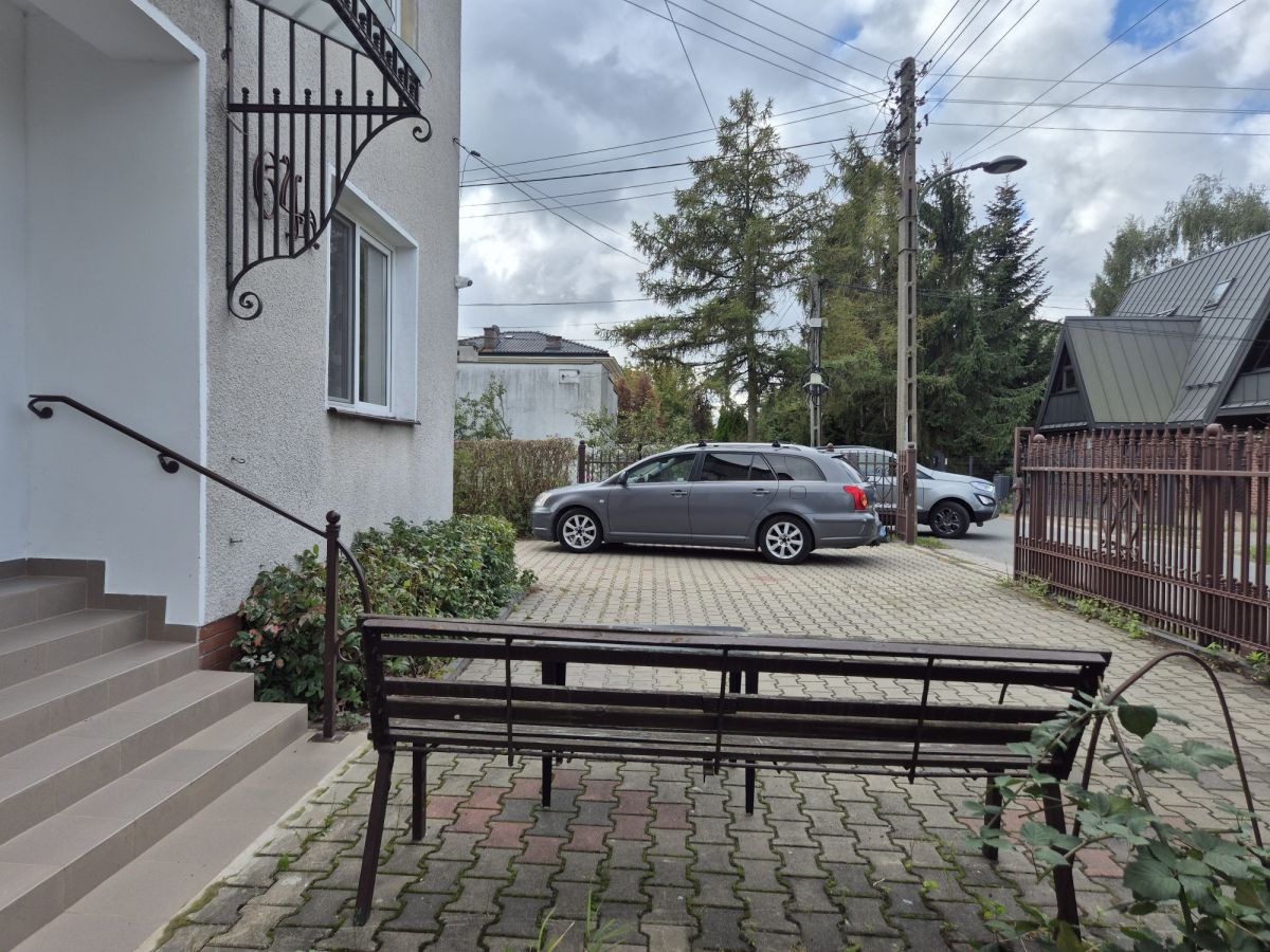 Warszawa · ul. Kuźnicy Kołłątajowskiej — 2