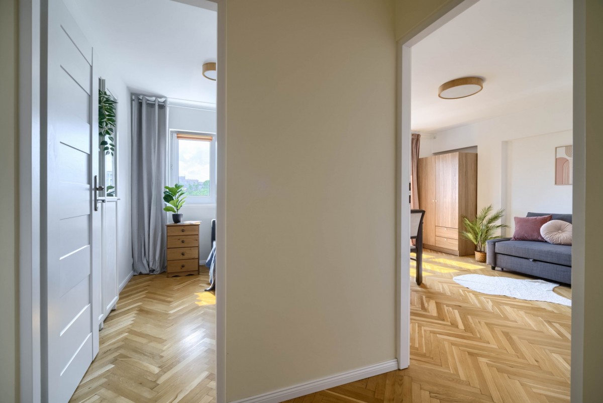 Warszawa · ul. Huculska — 8