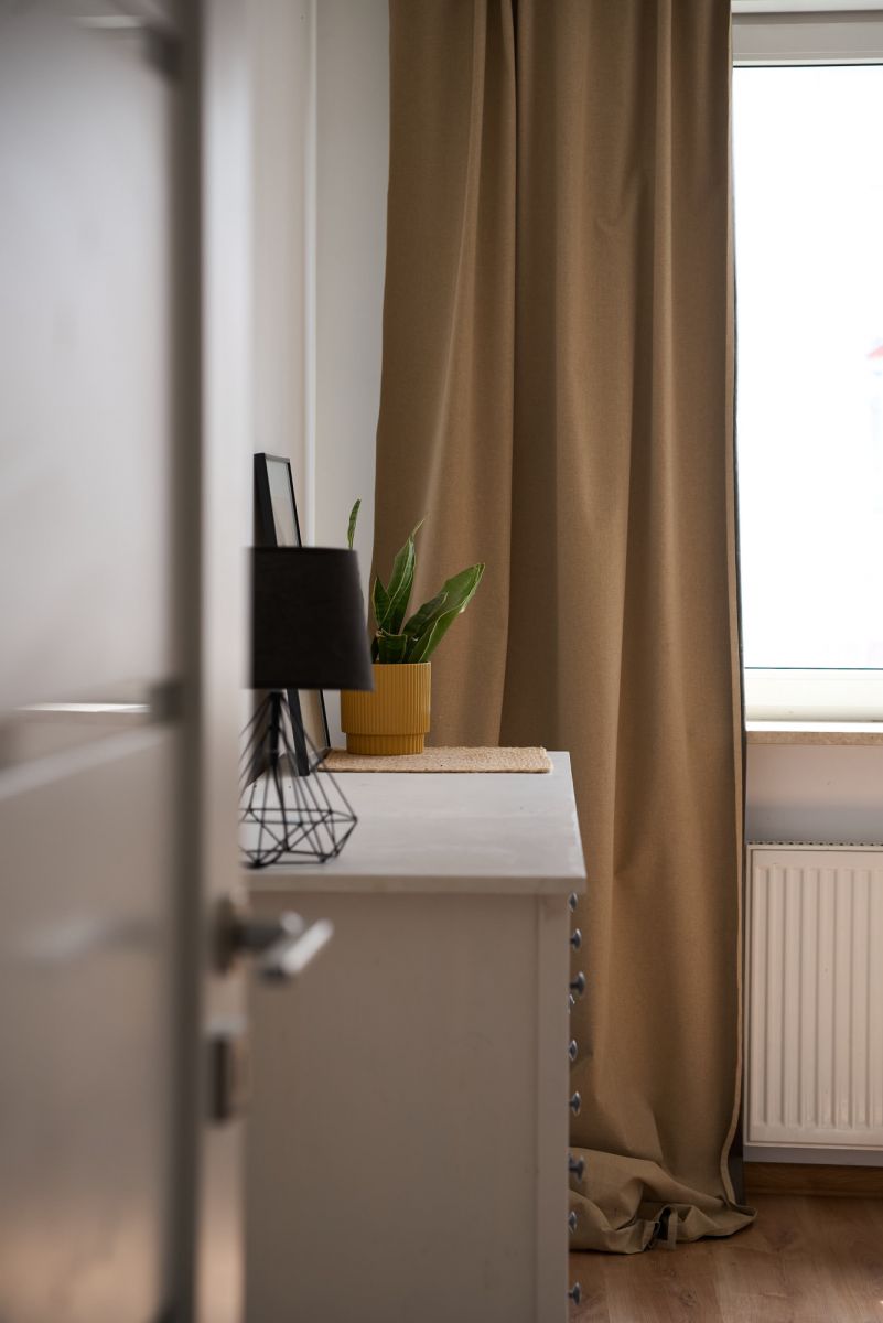 Warszawa · ul. Montwiłłowska — 11