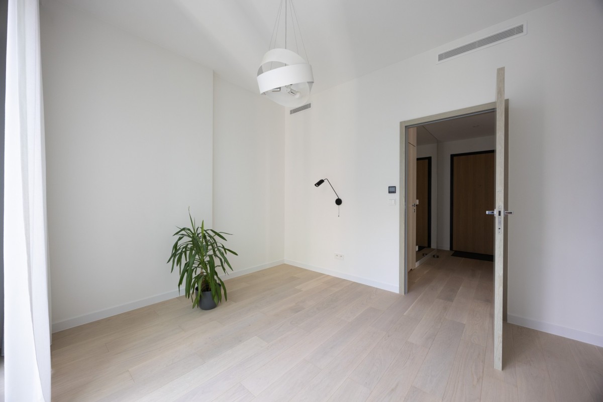 Warszawa · ul. Prosta — 16