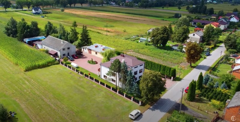 Kampinos · ul. Niepodległości