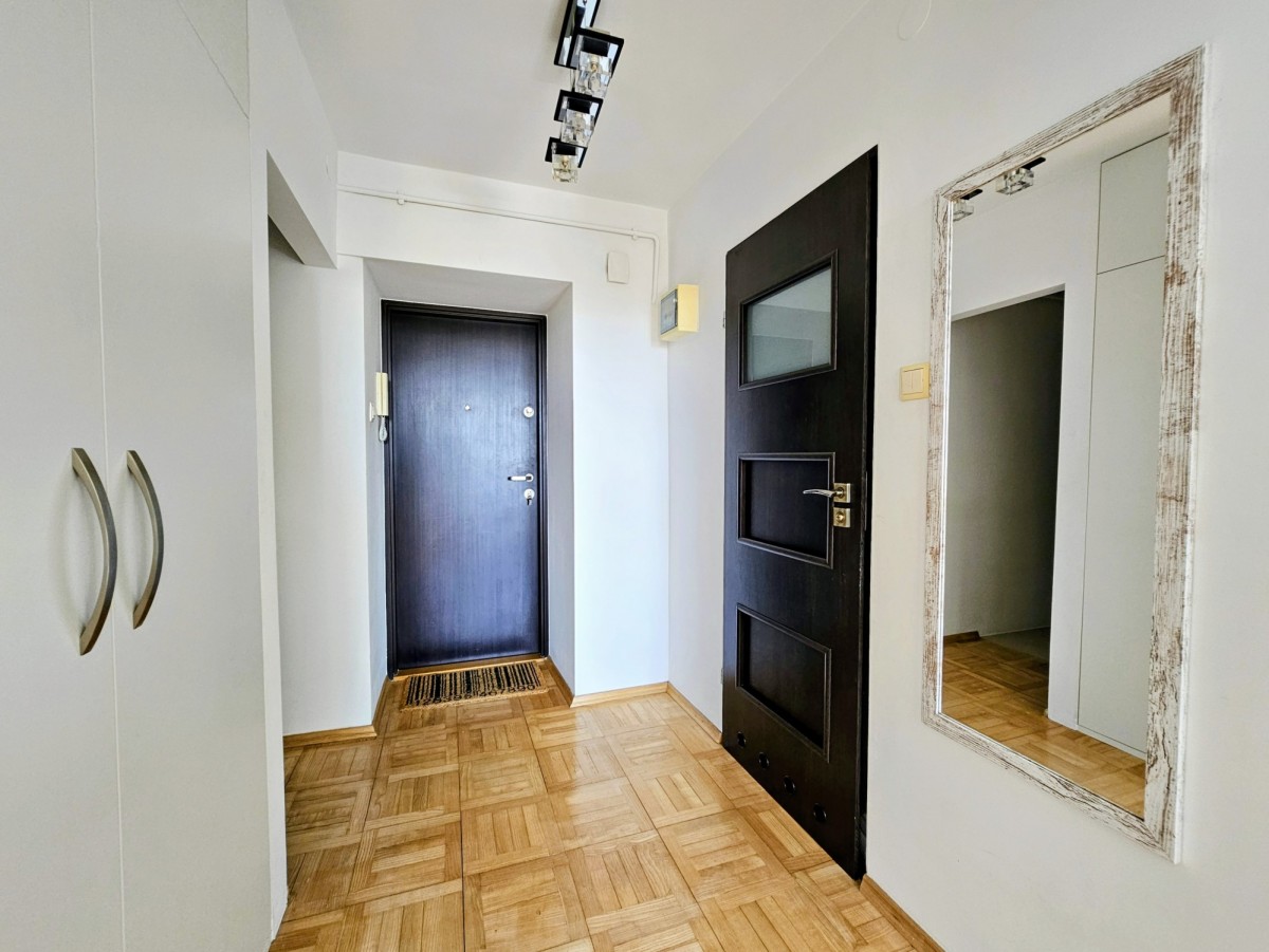 Warszawa · ul. Platynowa — 14