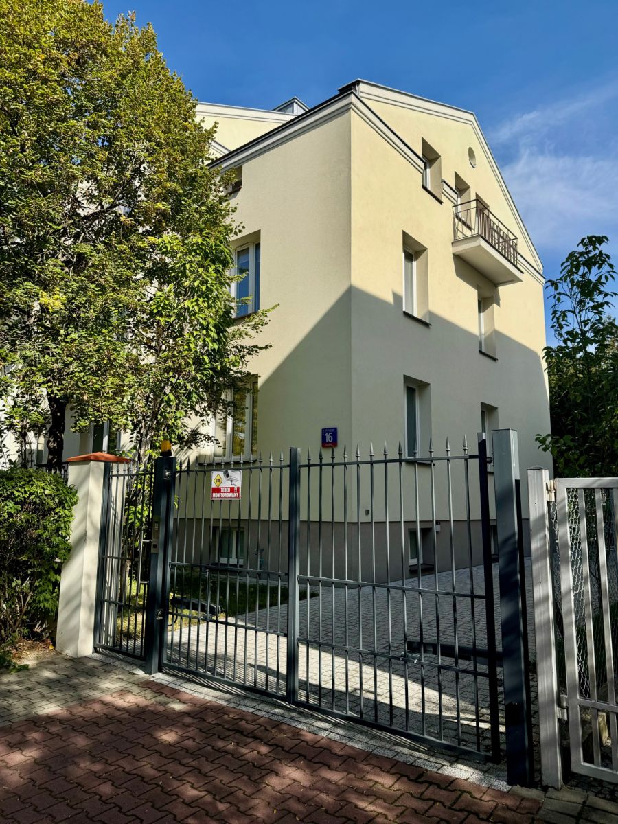 Warszawa · ul. Ignacego Krasickiego — 17
