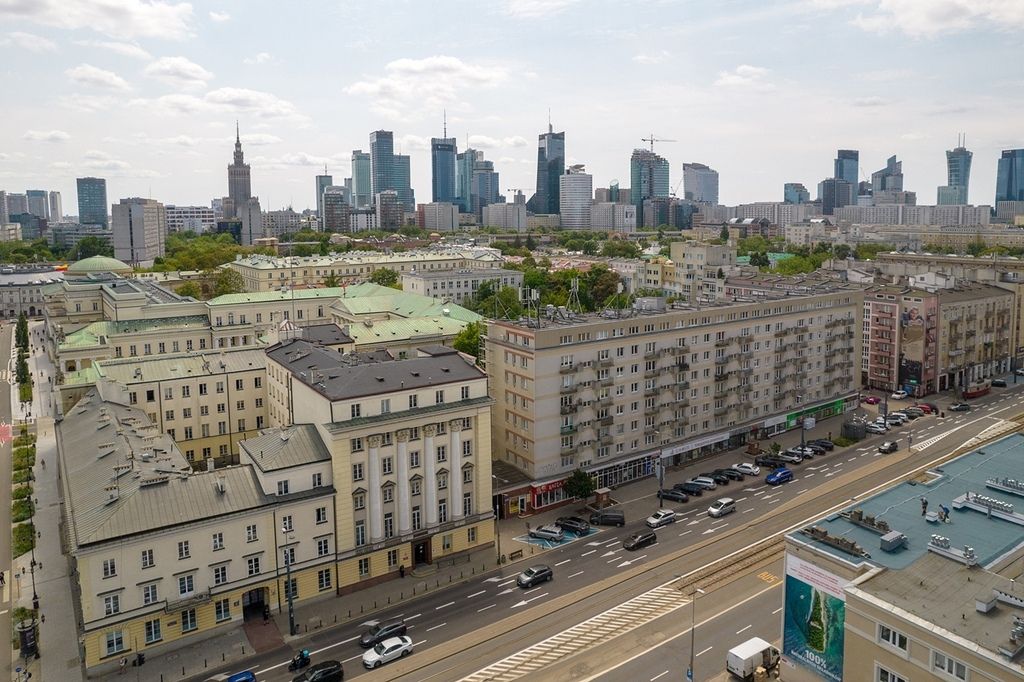 Warszawa · al. Aleja "Solidarności" — 13