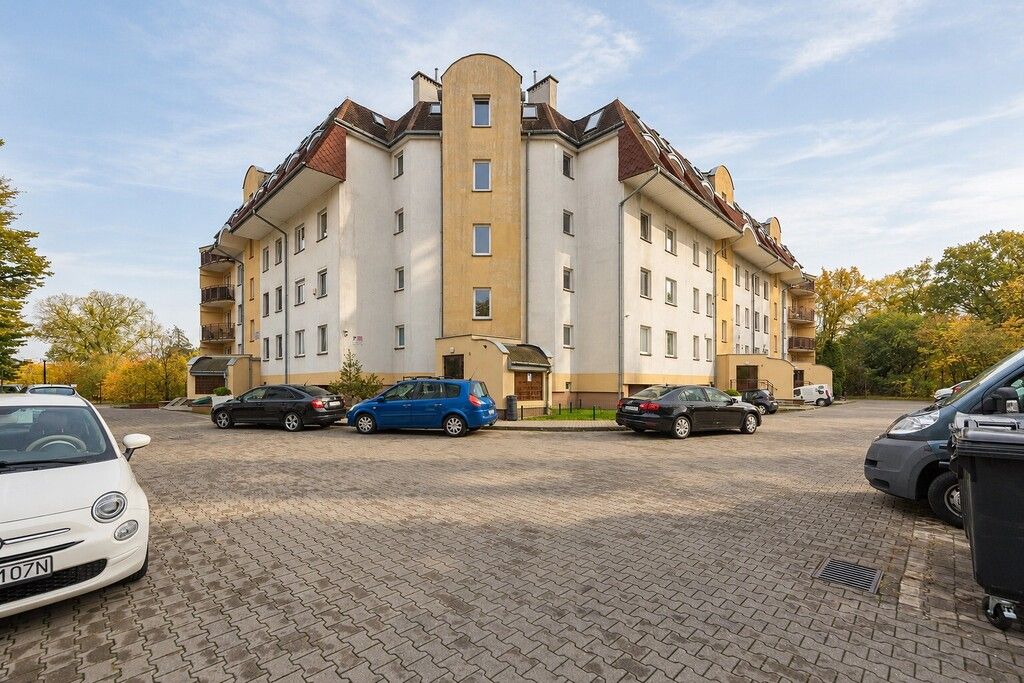 Warszawa · ul. Wał Miedzeszyński — 16