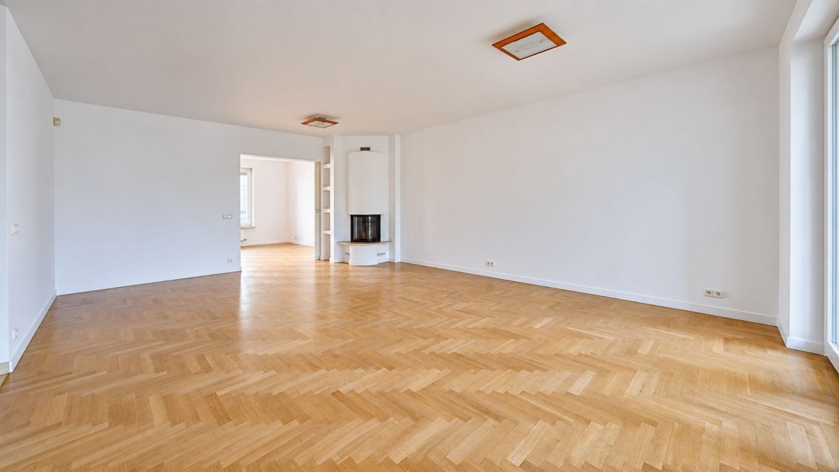 Warszawa · ul. Rumiana — 3