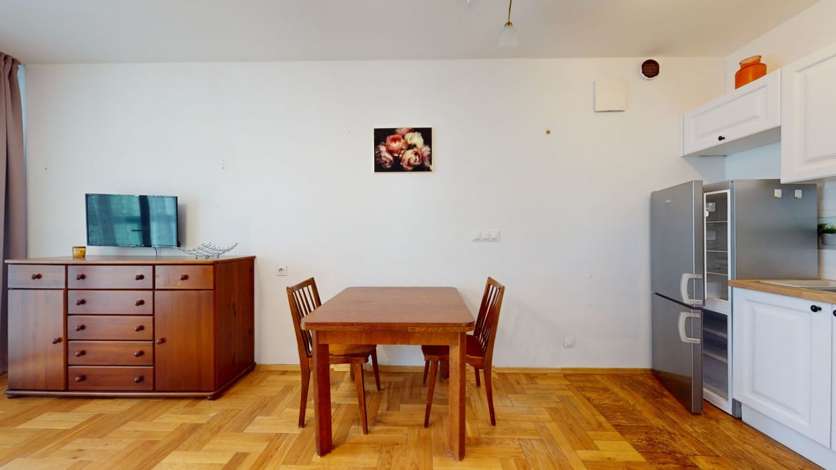 Warszawa · ul. Zwierzyniecka — 3