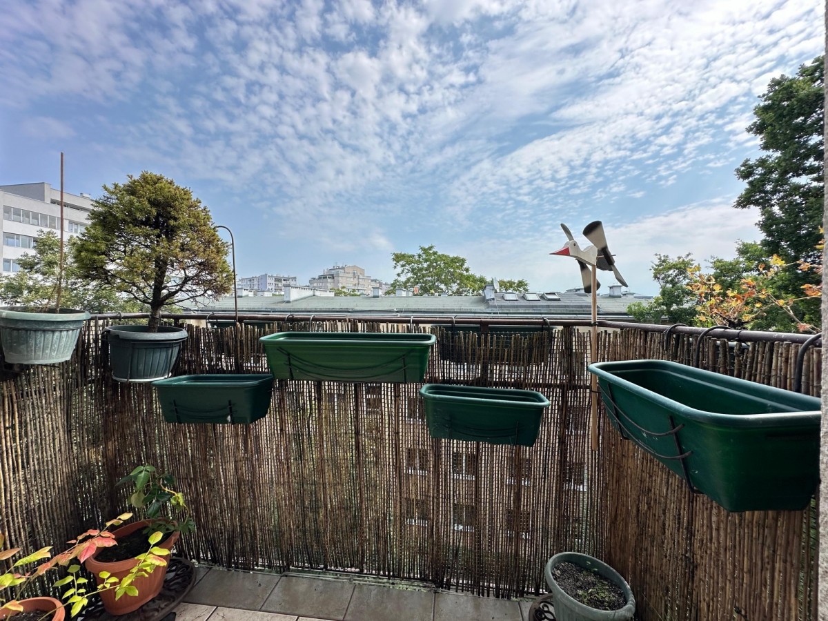Warszawa · ul. Rozbrat — 3