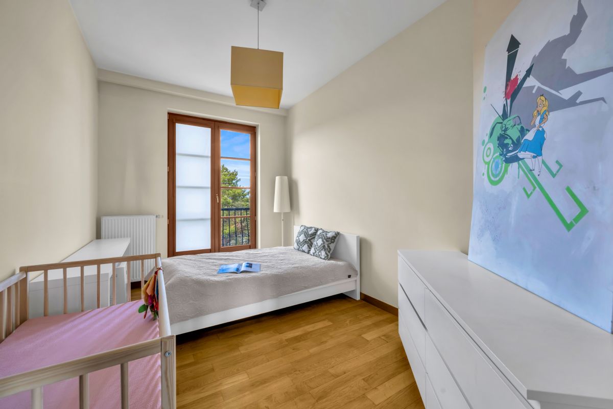 Warszawa · ul. Leszczyny — 14