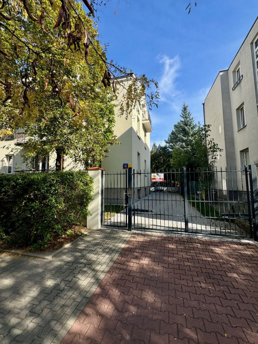 Warszawa · ul. Ignacego Krasickiego — 18