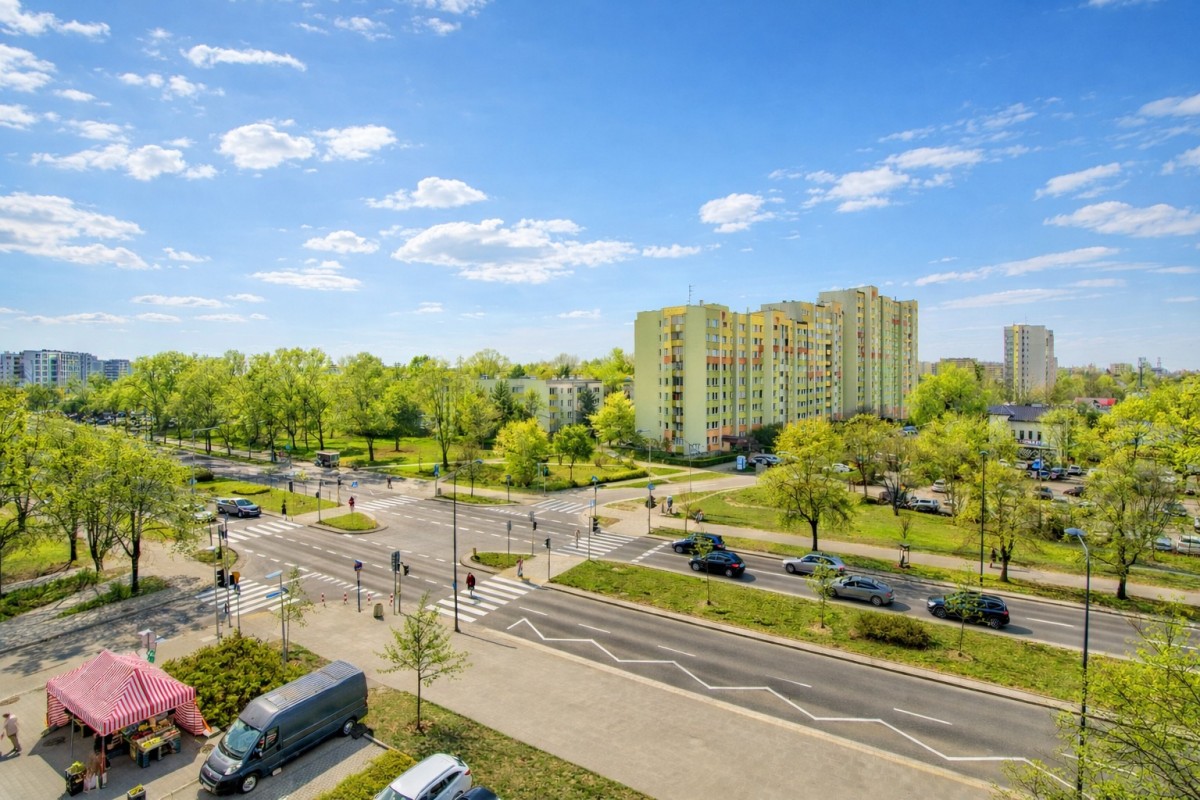 Warszawa · ul. Człuchowska — 17