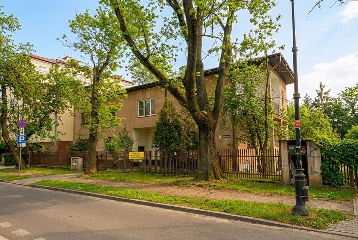 Warszawa · ul. Jakubowska — 22
