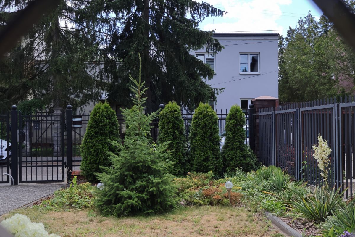 Warszawa · ul. Barbórki — 28