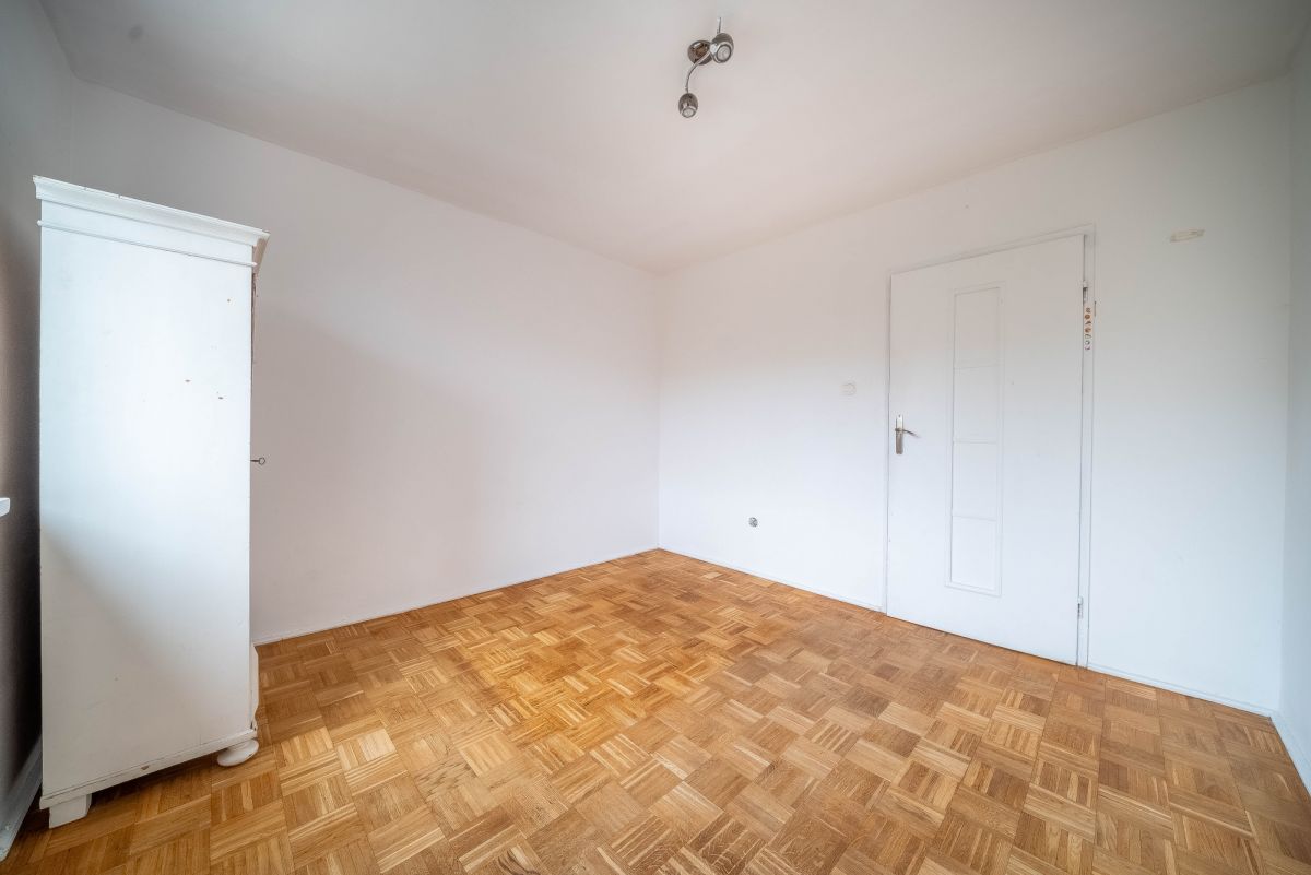 Warszawa · ul. Anieli Krzywoń — 13