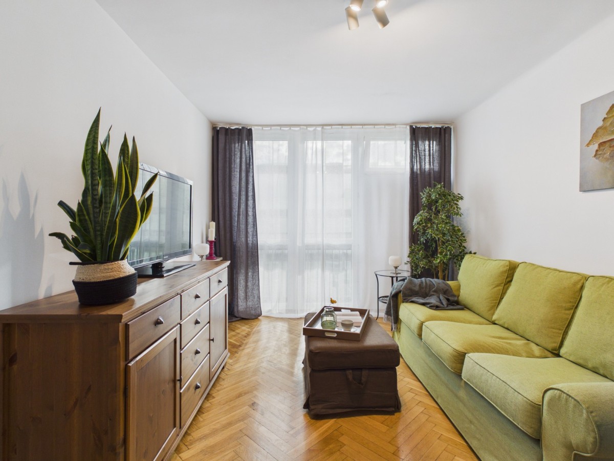 Warszawa · ul. Grzybowska — 3