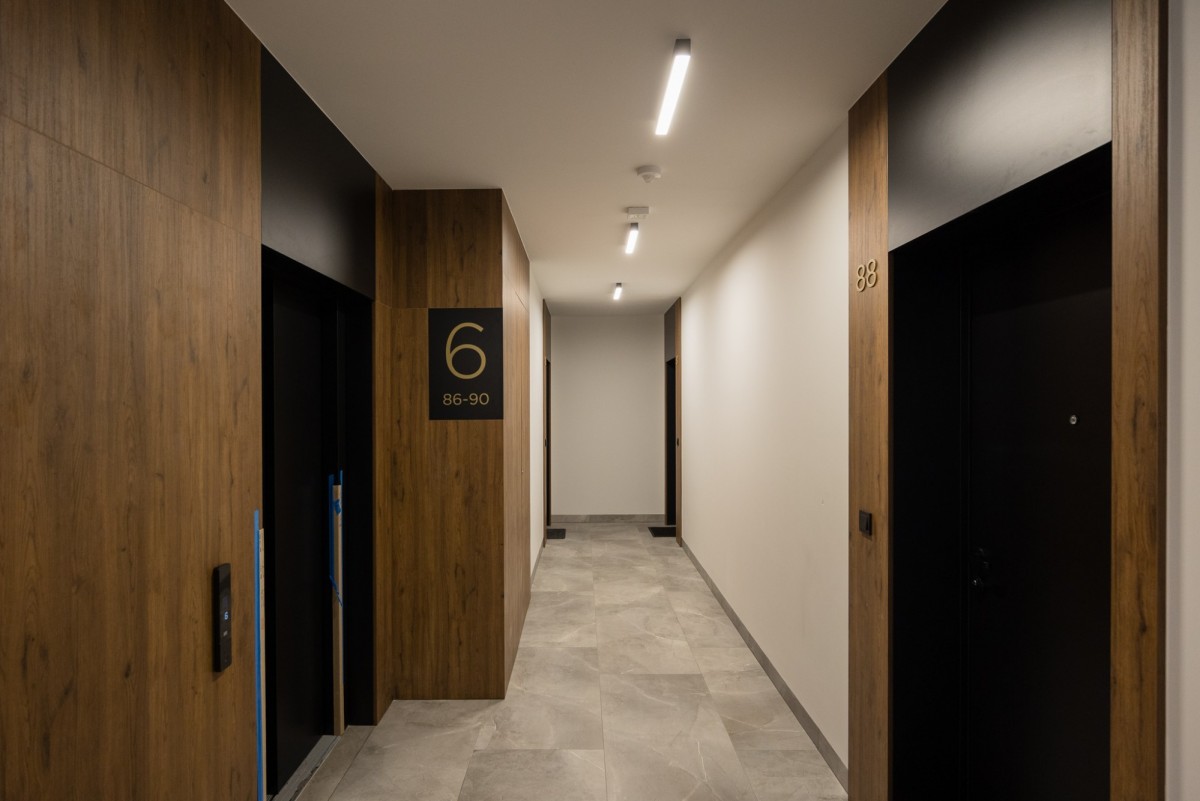 Warszawa · ul. Redutowa — 24