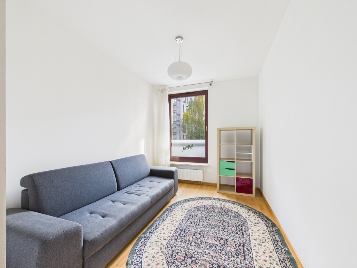 Warszawa · ul. Leszczyńska — 11