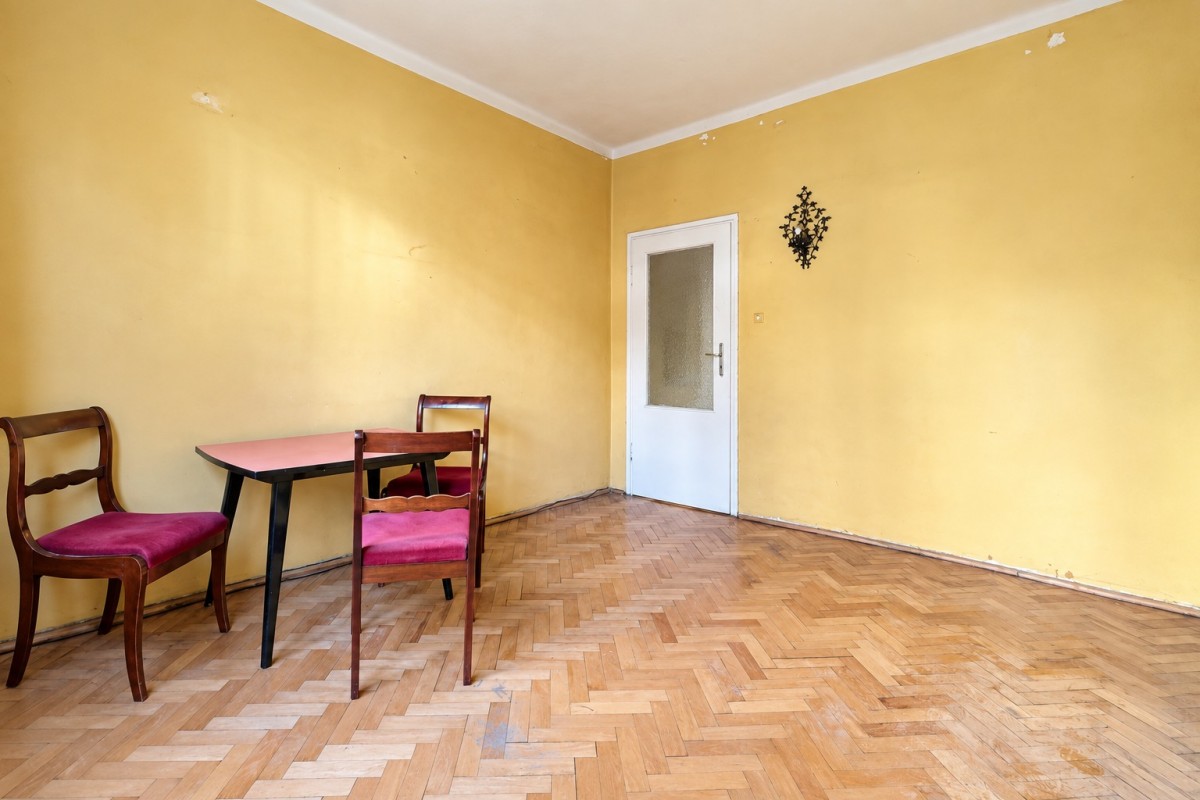 Warszawa · ul. Chmielna — 13