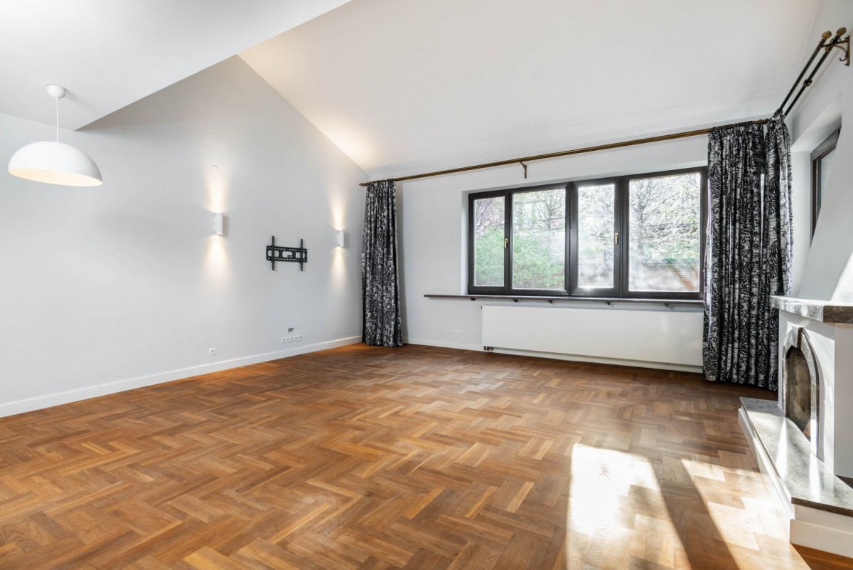 Warszawa · ul. Algierska — 26