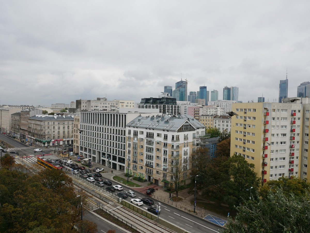 Warszawa · al. Aleja Solidarności — 11