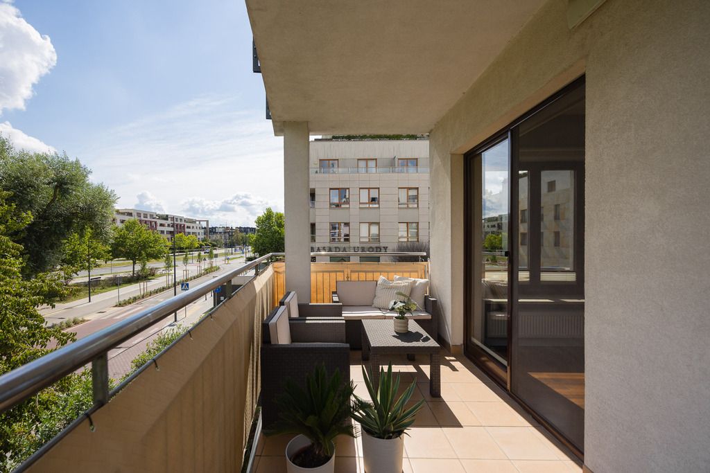 Warszawa · ul. Prymasa Augusta Hlonda — 15