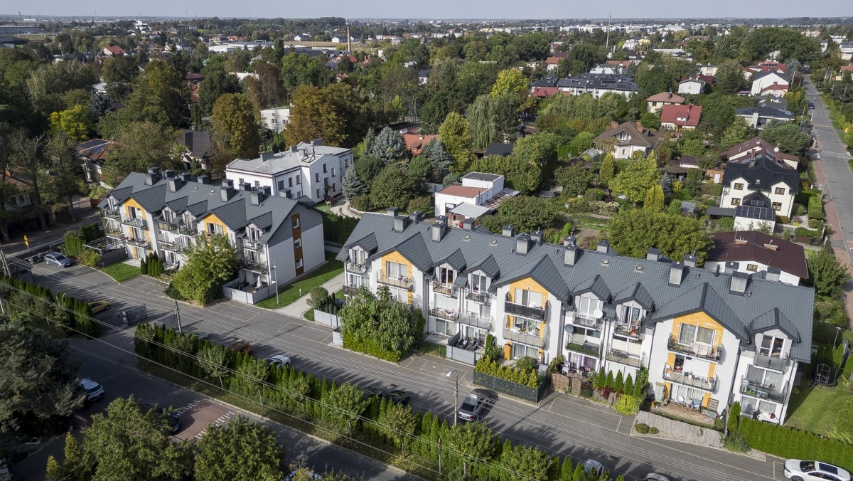 Ożarów Mazowiecki · ul. Zielna — 16